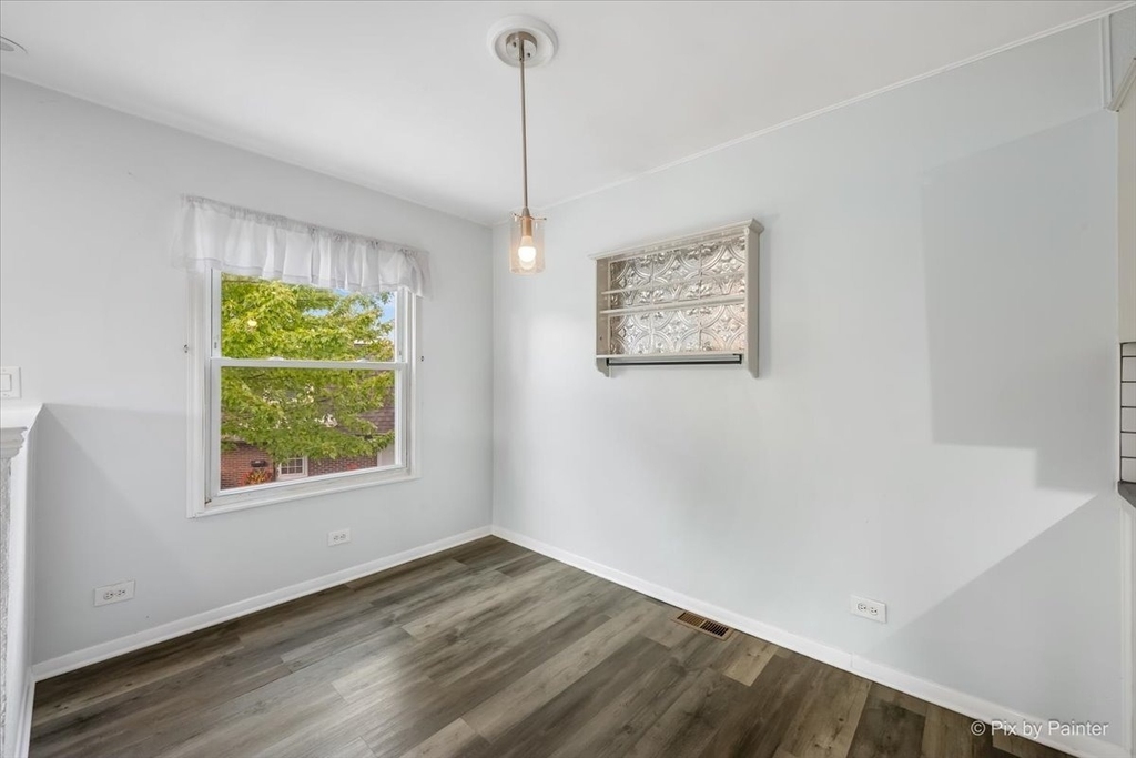 764 Gloucester Drive - Photo 10