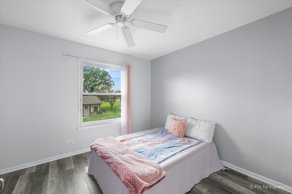 764 Gloucester Drive - Photo 14