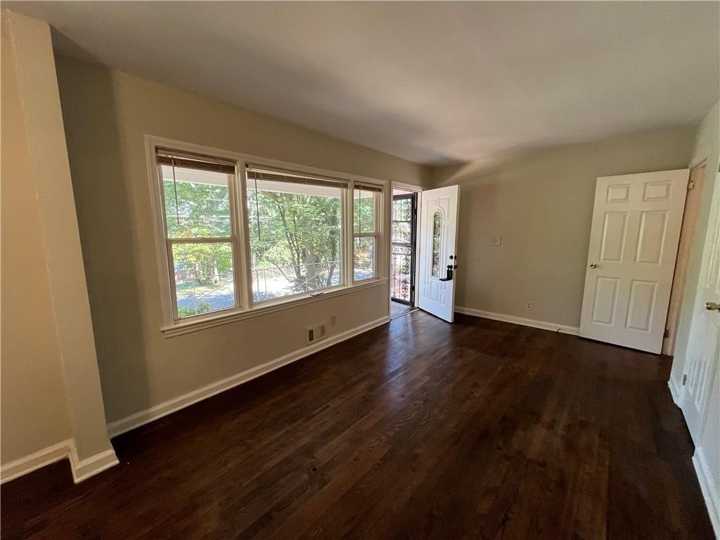 269 Florida Avenue Sw - Photo 8