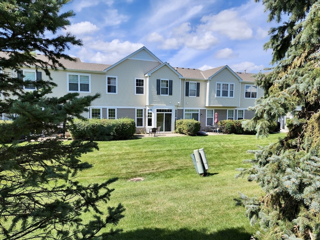 1904 Cobblestone Drive - Photo 4