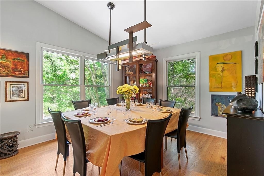 1232 Bernadette Lane Ne - Photo 4