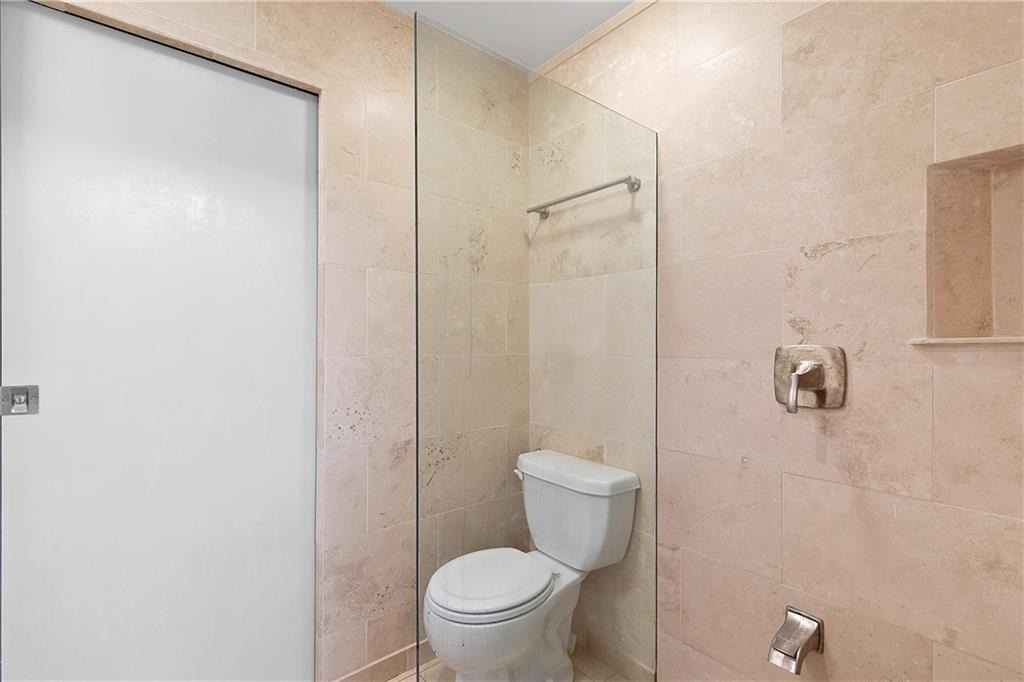 1232 Bernadette Lane Ne - Photo 19