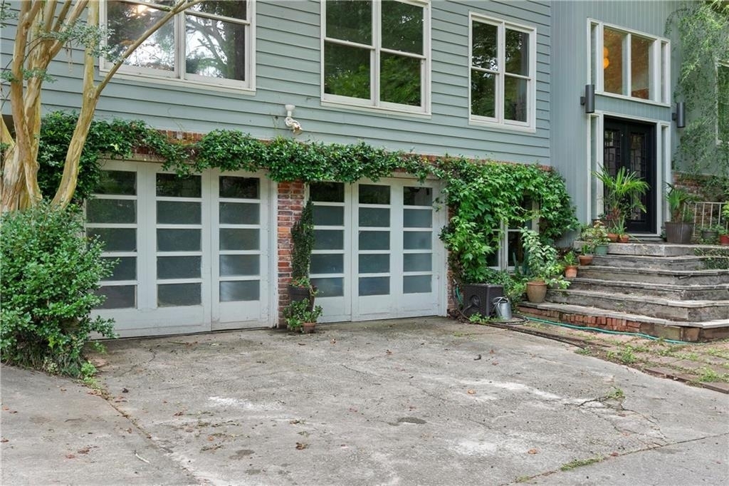 1232 Bernadette Lane Ne - Photo 32