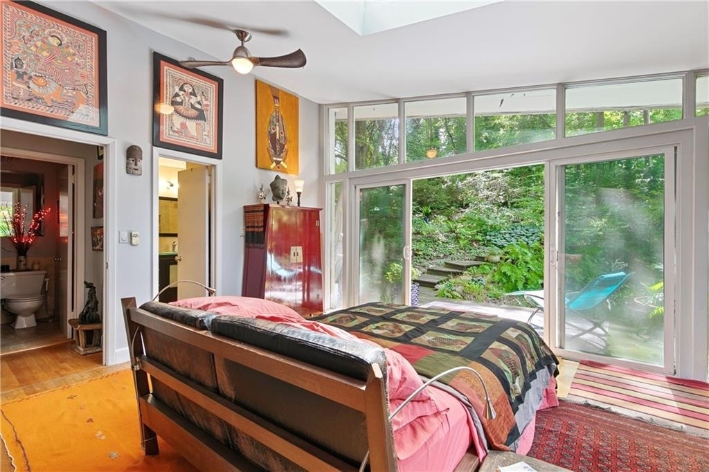 1232 Bernadette Lane Ne - Photo 11
