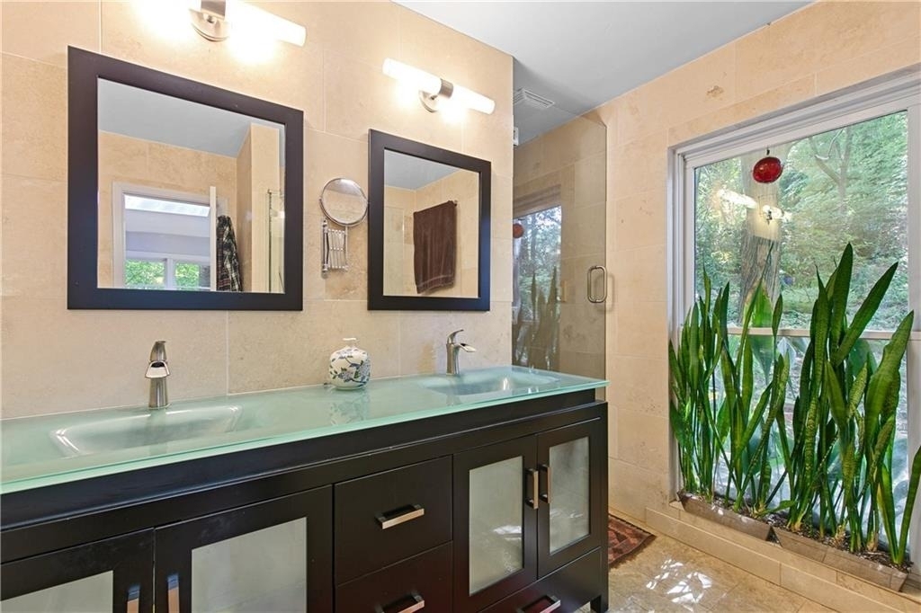 1232 Bernadette Lane Ne - Photo 13