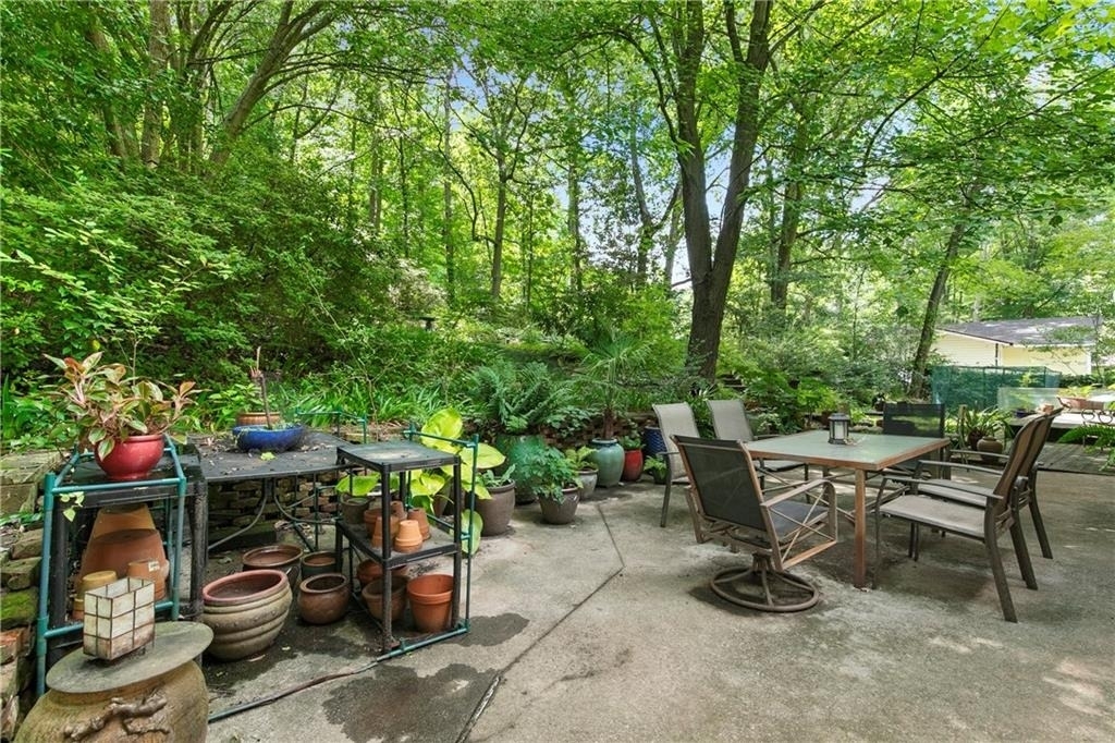 1232 Bernadette Lane Ne - Photo 24