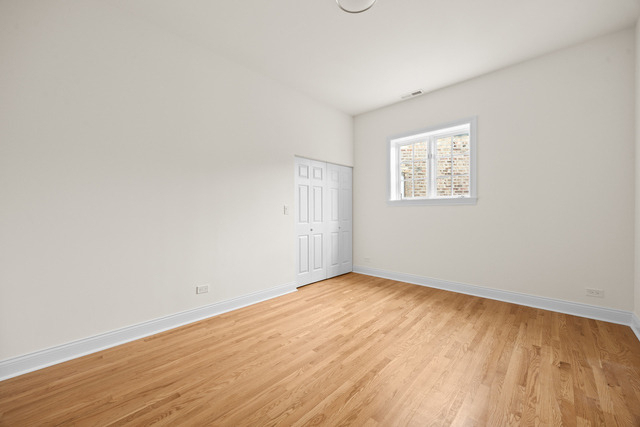 3107 N Harding Avenue - Photo 7