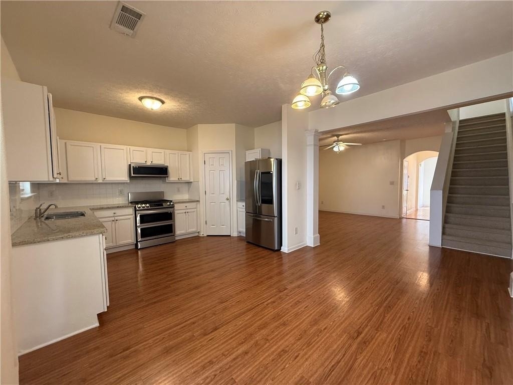 3817 Grovemont Place - Photo 5