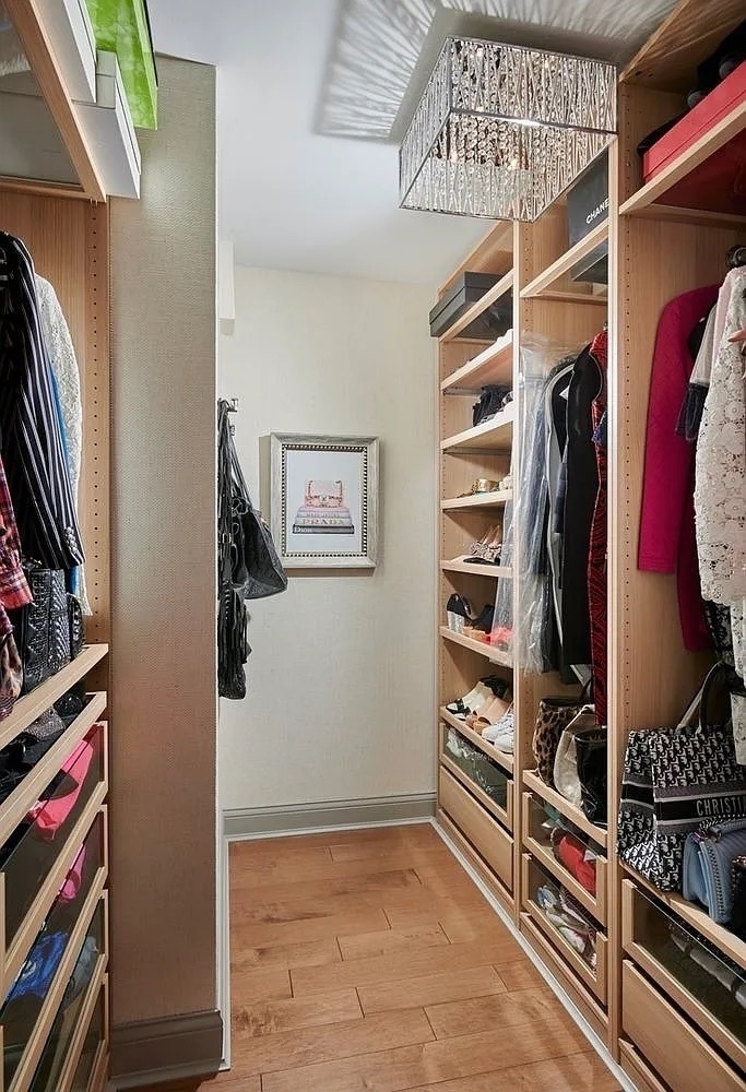 111 E Chestnut Street - Photo 19