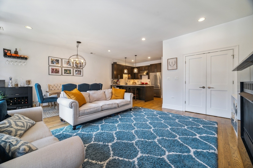 120 N Halsted Street - Photo 11
