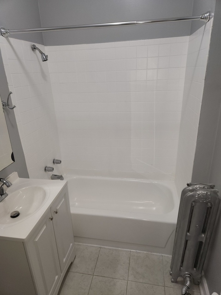 5050 S Blackstone Avenue - Photo 5
