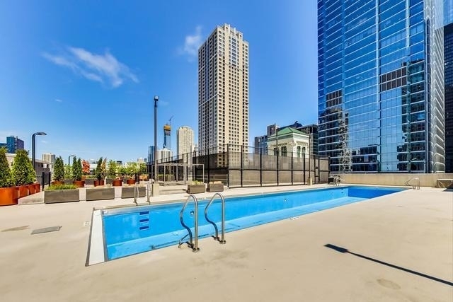 345 N La Salle Drive - Photo 22