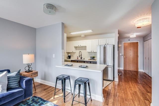 345 N La Salle Drive - Photo 8