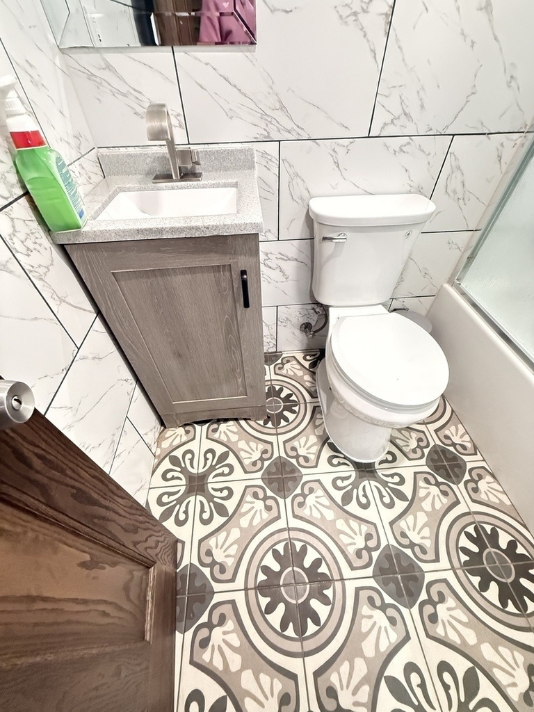 1030 Crescent Court - Photo 8