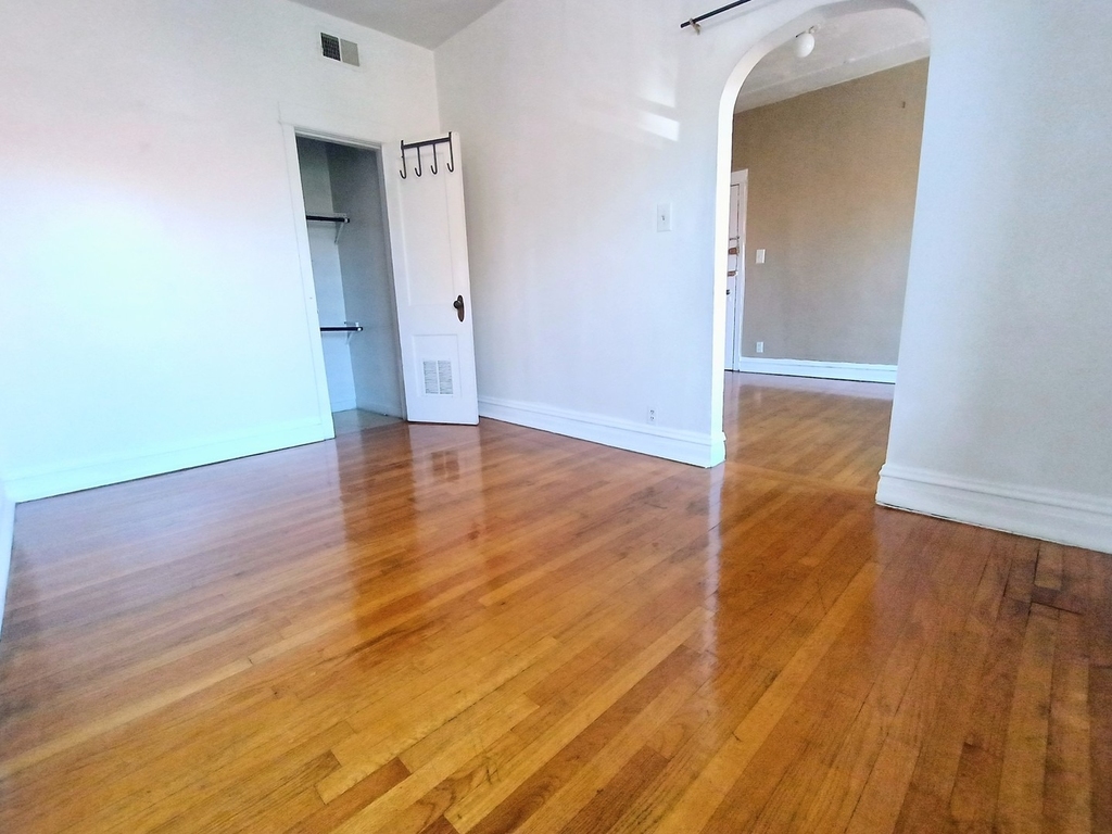3514 N Broadway Street - Photo 9