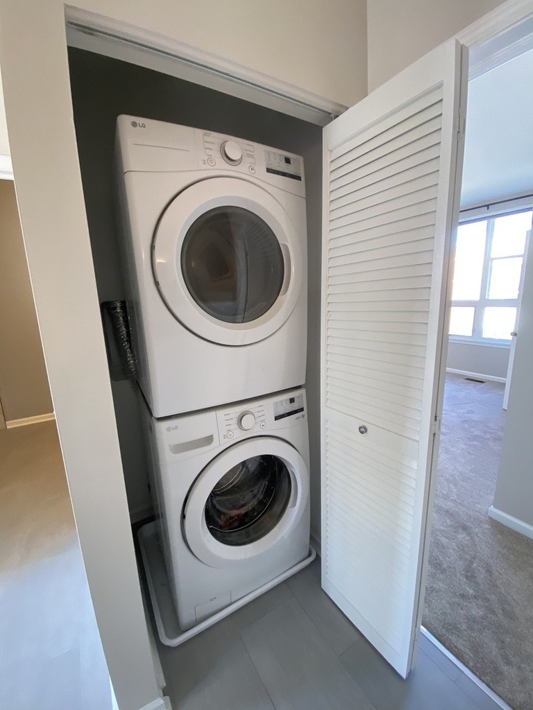 3224 N Kilbourn Avenue - Photo 12
