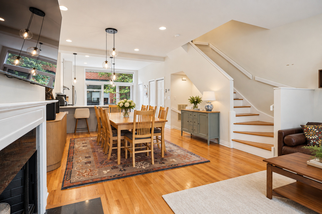 310 N Clinton Street - Photo 9