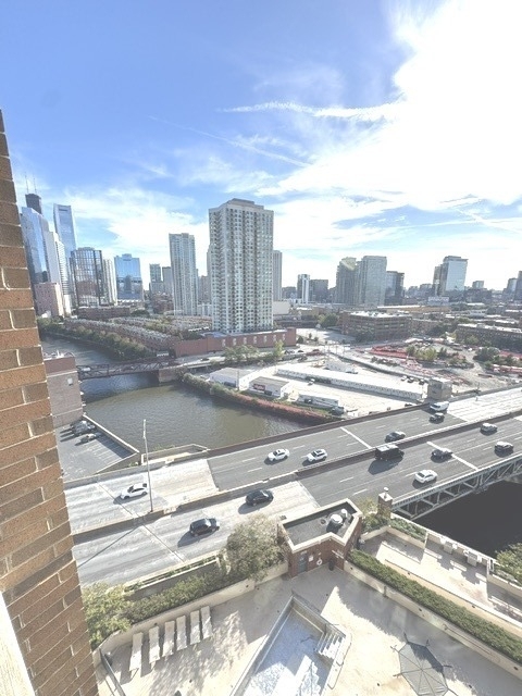 600 N Kingsbury Street - Photo 16