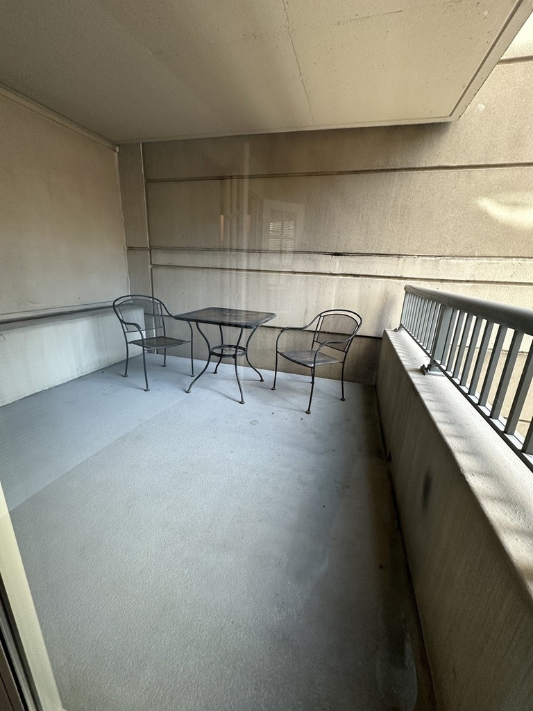 345 N Lasalle Street - Photo 9