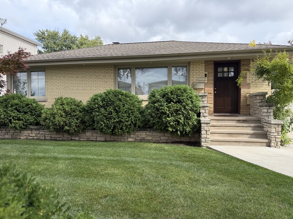 4205 N Newland Avenue - Photo 0