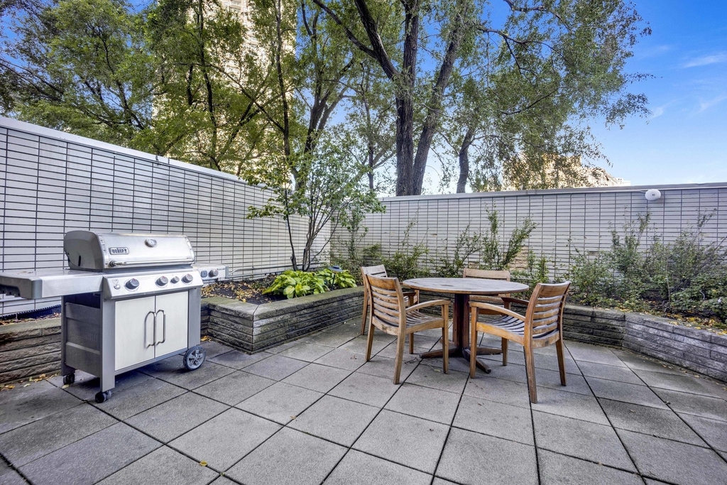 3600 N Lake Shore Drive - Photo 22