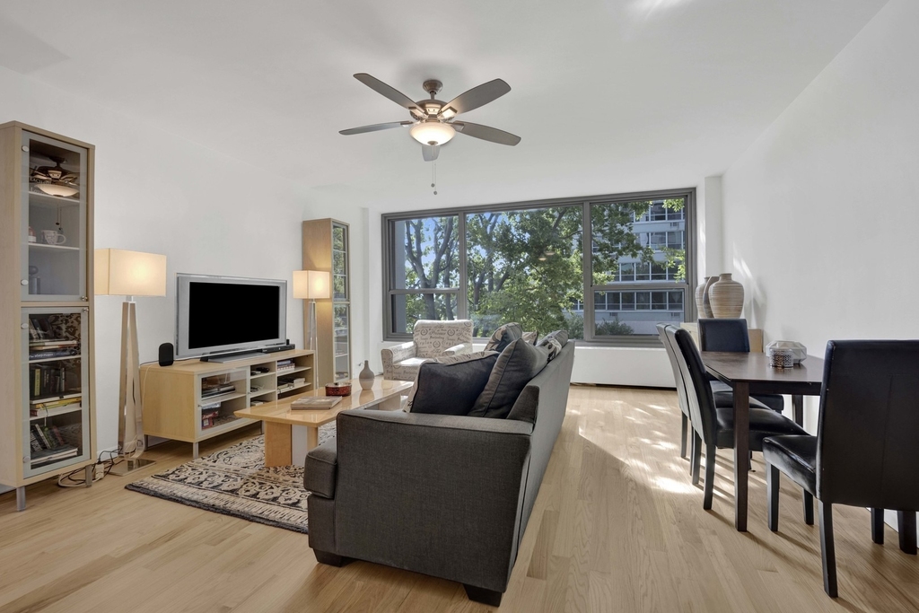 3600 N Lake Shore Drive - Photo 2