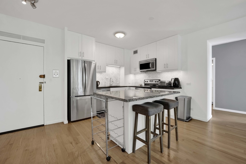 3600 N Lake Shore Drive - Photo 5