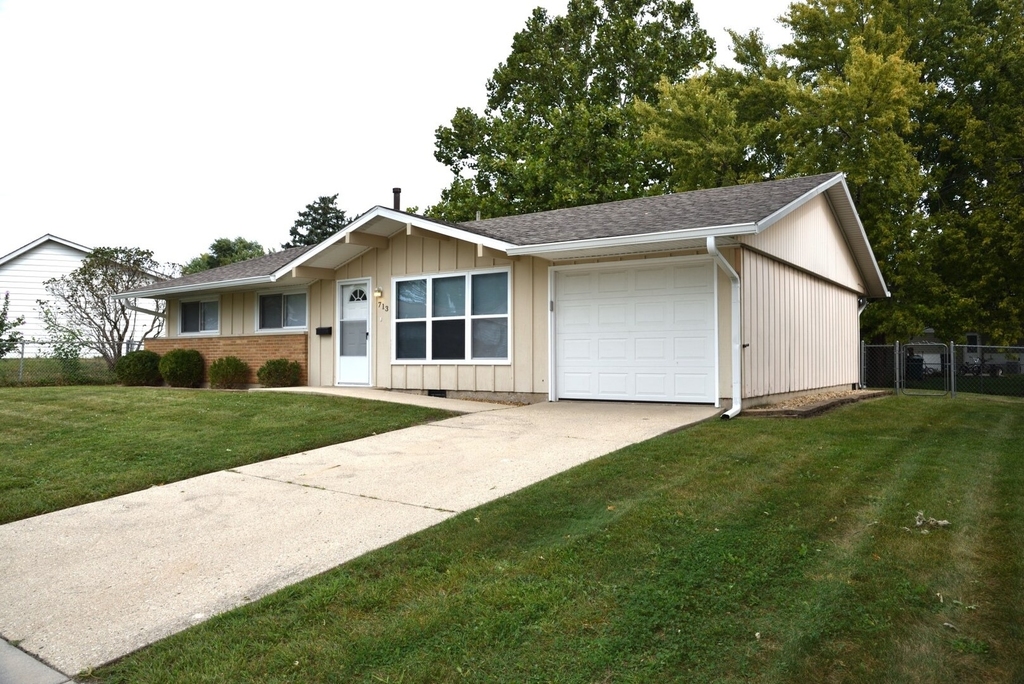 713 Cascade Avenue - Photo 0