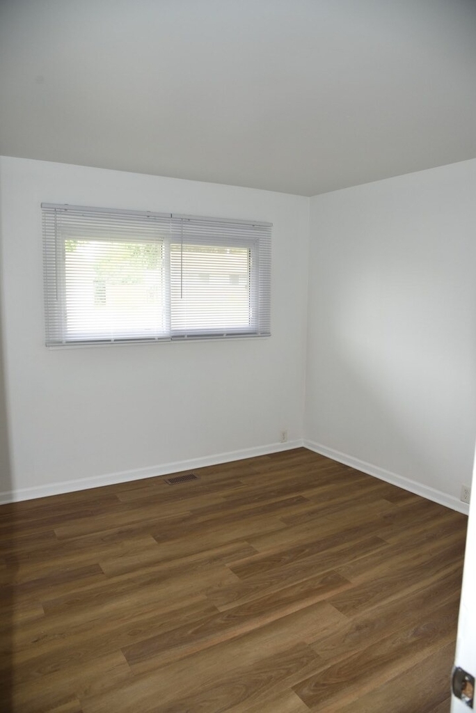 713 Cascade Avenue - Photo 8