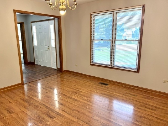 415 Stanford Drive - Photo 2
