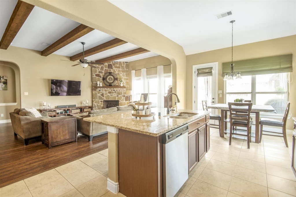 321 Westwood Drive - Photo 7
