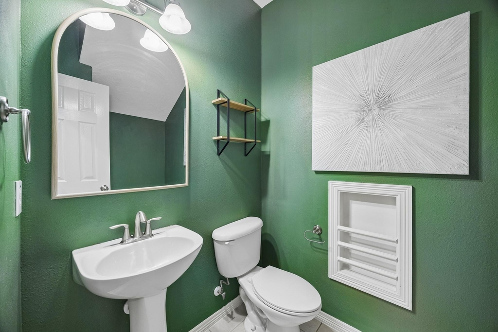 1334 Ella Place - Photo 15