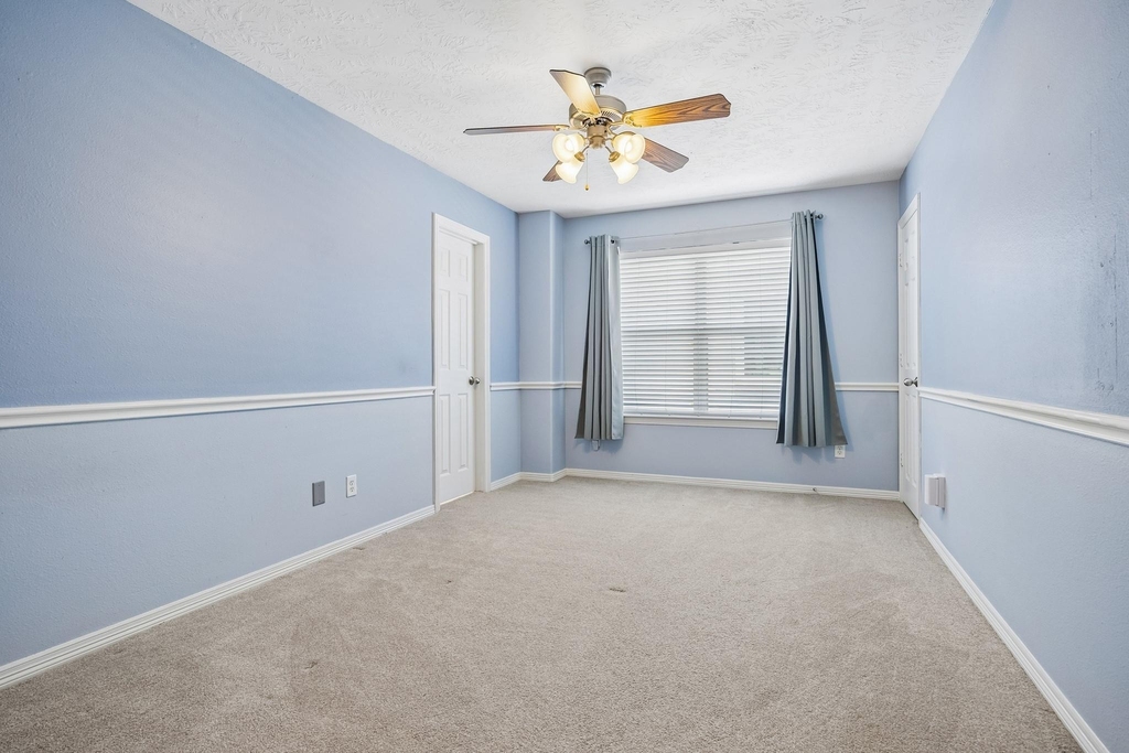 1334 Ella Place - Photo 30