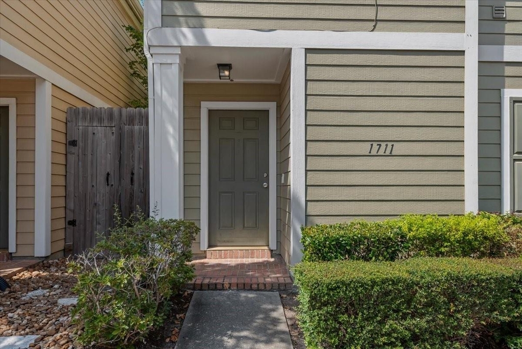 1711 Redwing Haven Drive - Photo 1