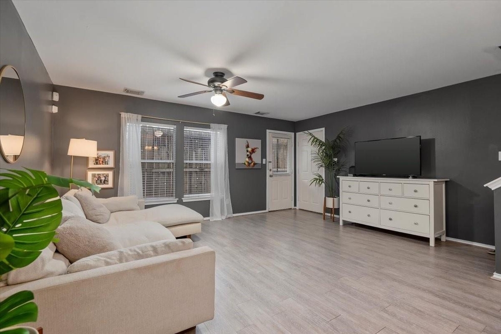 1711 Redwing Haven Drive - Photo 8