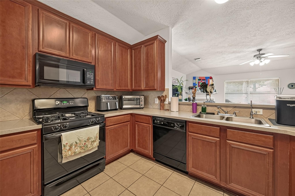 26910 Kingston Glen Lane - Photo 17