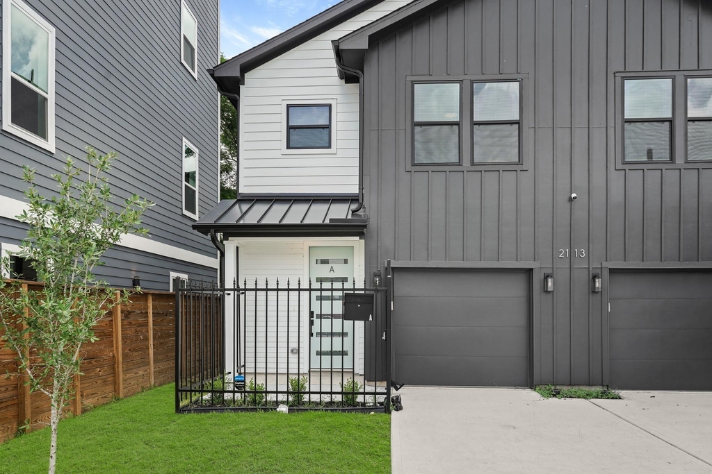 2113 Saint Charles Street - Photo 1