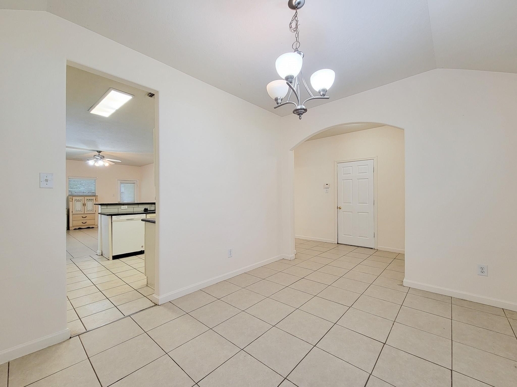 3010 Stonecross Lane - Photo 8