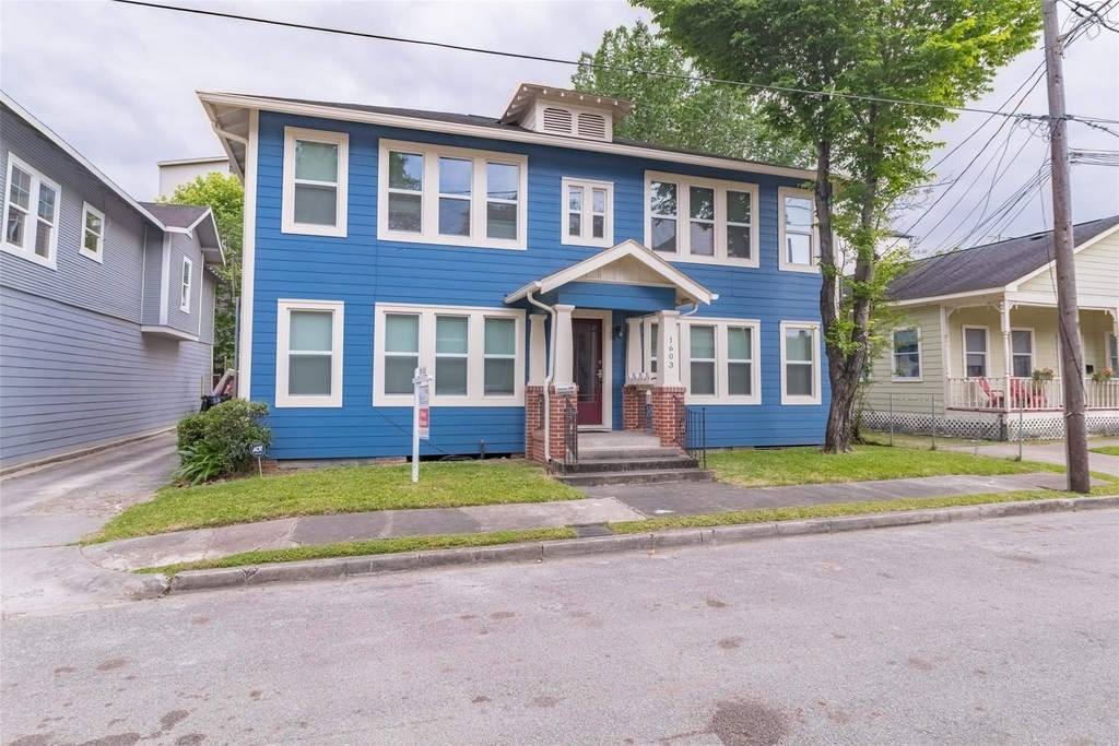1603 Alamo Street - Photo 1