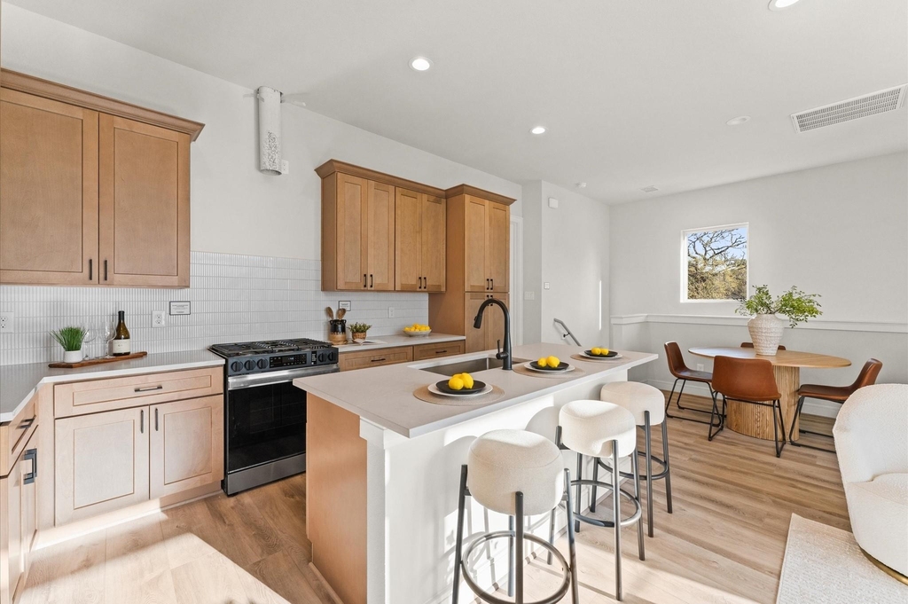 6514 Old Olive Tree Drive - Photo 10