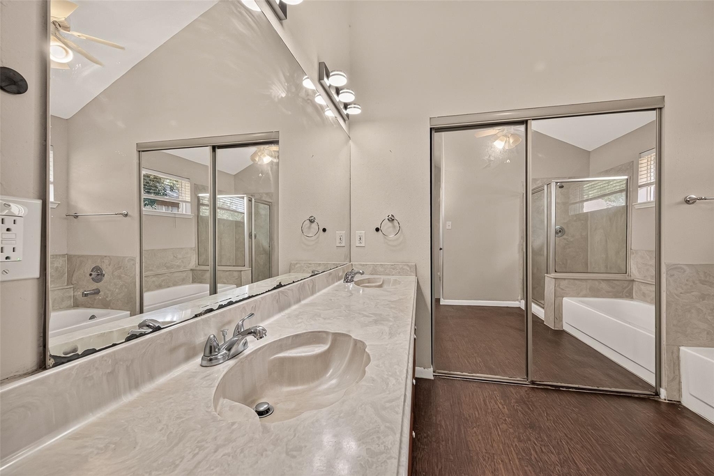 6423 Crakston Street - Photo 10