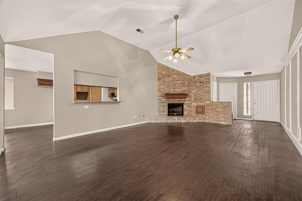 6423 Crakston Street - Photo 34