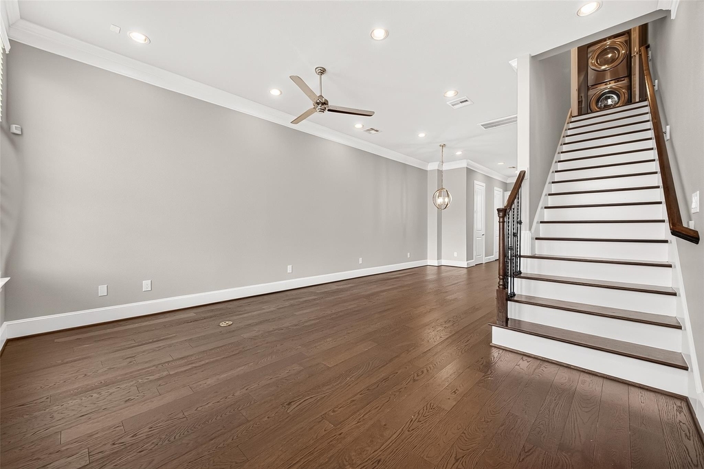 9656 Knight Road - Photo 10
