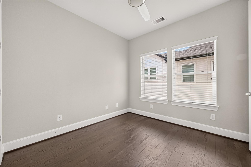 9656 Knight Road - Photo 19