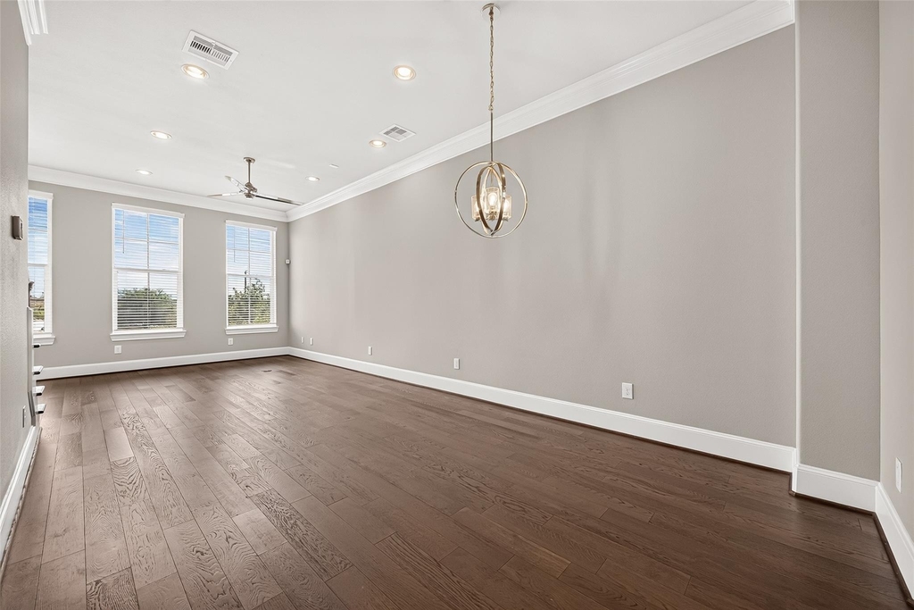 9656 Knight Road - Photo 5