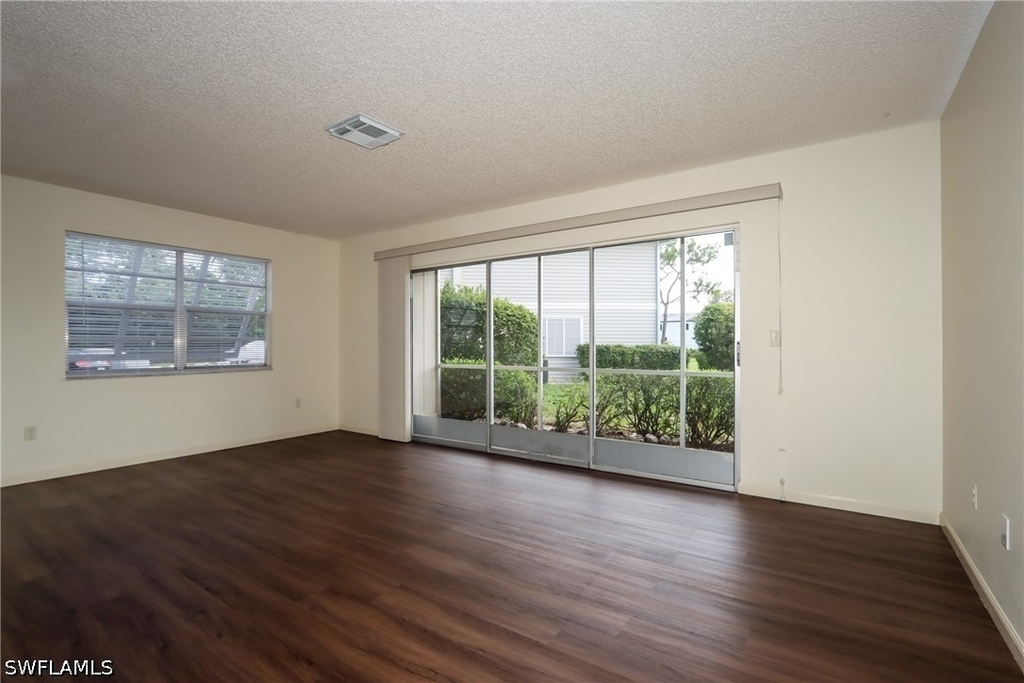 25484 Cockleshell Drive - Photo 2