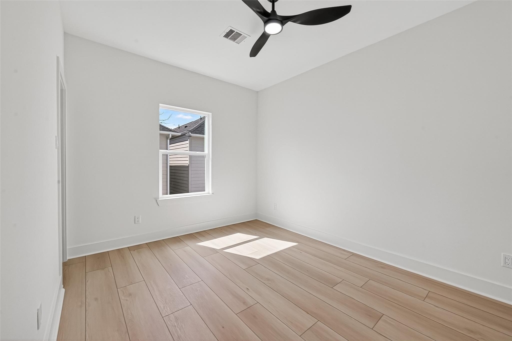 961 Highland Light Lane - Photo 11