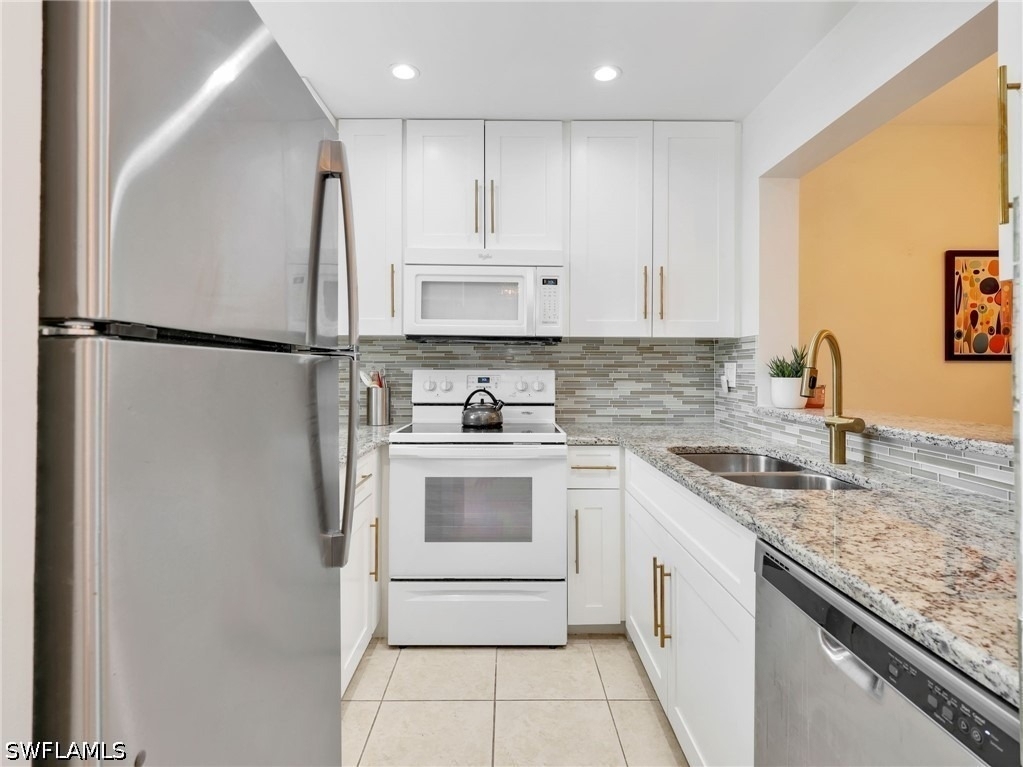 801 River Point Drive - Photo 4