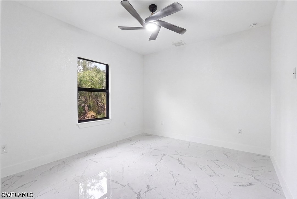 2523 56th Street W - Photo 17