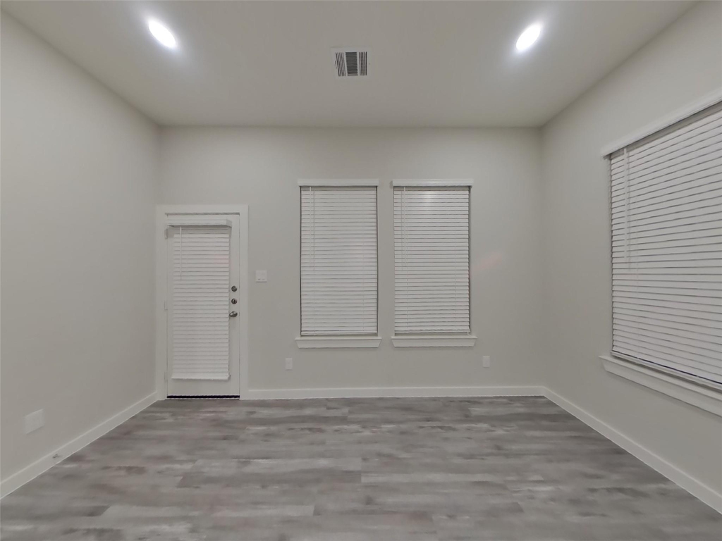 22635 Terrazzo Drive - Photo 2